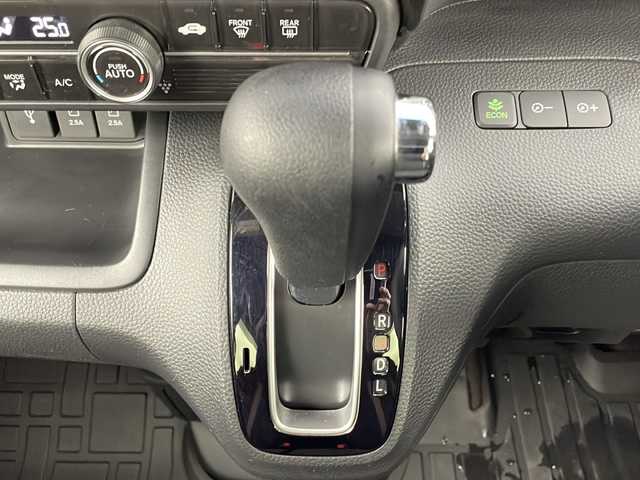 ホンダ Ｎ ＢＯＸ カスタム G L ホンダセンシング 新潟県 2017(平29)年 1.1万km プレミアムホワイトパールⅡ ホンダセンシング/純正ナビ/　CD/DVD/BT/フルセグ/バックカメラ/左側パワースライドドア/レーダークルーズコントロール/LEDオートライト/純正14インチアルミホイール/純正ラバーフロアマット/スマートキー