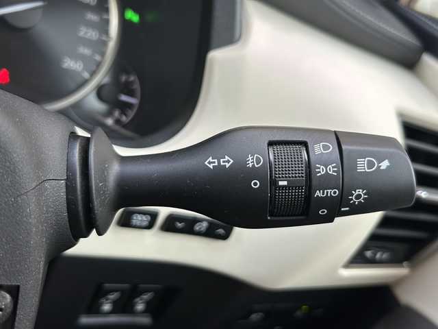 レクサス ＮＸ 300 バージョンL 静岡県 2020(令2)年 3.5万km グラファイトブラックガラスフレーク 純正ナビ/・Bluetooth/・DVD/・フルセグTV/・DVD/・ワンオーナー/・バックカメラ/・プッシュスタート/・ETC/・クルーズコントロール/・パワーバックドア/・純正アルミホイール/・シートヒーター/・ハンドルヒーター/・パワーシート/・サンルーフ/・バックカメラ