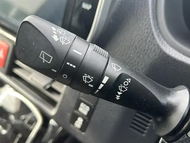 トヨタ ノア Si ダブルバイビーⅡ 岡山県 2019(令1)年 8.5万km ブラック 登録時走行距離84.339km/純正10インチナビ:NSZN-Z68T/(AM/FM/DISC/SD/Bluetooth)/トヨタセーフティセンス/・プリクラッシュセーフティ/・レーンディパーチャーアラート/・オートマチックハイビーム/フリップダウンモニター/バックカメラ/両側パワースライドドア/ドライブレコーダー/クルーズコントロール/アイドリングストップ/ビルトインETC/純正16インチアルミホイール/プッシュスタート/スマートキー