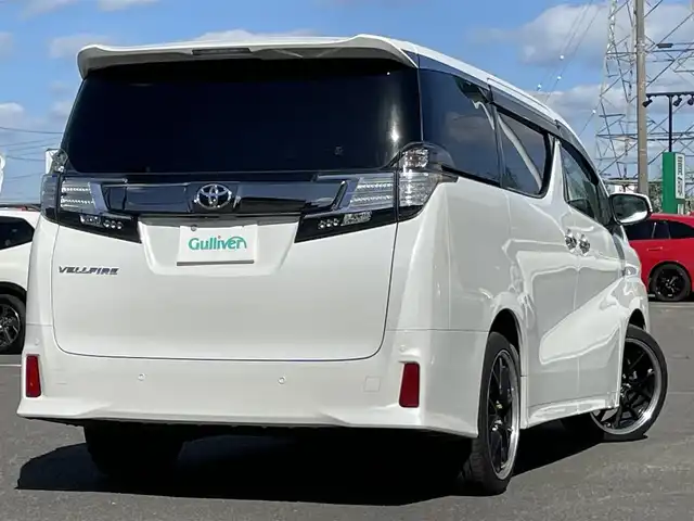 トヨタ ヴェルファイア 2.5Z Aエディデョン ゴールデンアイズ 道央・札幌 2017(平29)年 11.1万km ホワイトパールクリスタルシャイン ４WD/ワンオーナー/寒冷地仕様/社外メモリーナビ/CD/DVD/BT/フルセグ/社外フリップダウンモニター/横滑り防止装置/クルーズコントロール/クリアランスソナー/バックカメラ/ビルトインETC/アイドリングストップ/ECOMODE/ワイパーデアイサー/両側パワースライドドア/パワーバックドア/N席/２列目オットマン/レザー調シートカバー/革巻きウッドコンビステアリング/ステアリングリモコン/AC100V/電動パーキング/ブレーキホールド/レーダー探知機/MTモード付AT/プッシュスタート/スマートキー/LEDヘッドライト/オートライト/フォグランプ/電動格納ミラー/ウィンカーミラー/純正フロアマット/ドアバイザー/スペアキー/純正エンジンスターター