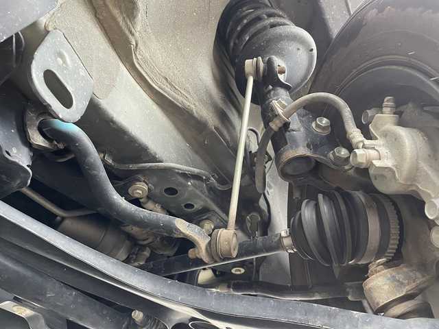 スズキ エブリイ PC 滋賀県 2022(令4)年 3.2万km クールカーキPM 4WD/両側スライドドア/ドライブレコーダー/ETC/ABS（アンチロックブレーキシステム）/横滑り防止装置/盗難防止アラーム/電動格納ミラー/オートライト/ハロゲンヘッドライト/マニュアルエアコン/USB端子/純正フロアマット/純正ドアバイザー