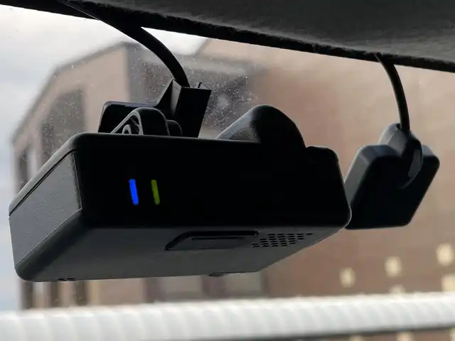 スズキ エブリイ PC 滋賀県 2022(令4)年 3.2万km クールカーキPM 4WD/両側スライドドア/ドライブレコーダー/ETC/ABS（アンチロックブレーキシステム）/横滑り防止装置/盗難防止アラーム/電動格納ミラー/オートライト/ハロゲンヘッドライト/マニュアルエアコン/USB端子/純正フロアマット/純正ドアバイザー