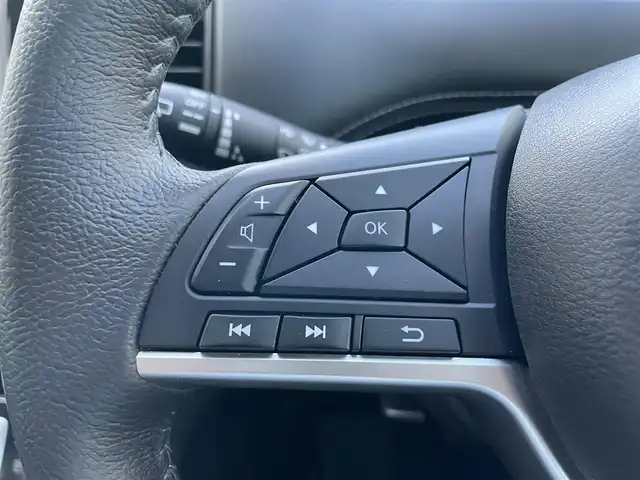 日産 セレナ ハイウェイスター 岩手県 2016(平28)年 9万km ブリリアントホワイトパール 純正SDナビ/（フルセグTV/CD/DVD/Bluetooth）/アラウンドビューモニター/プロパイロット/ハンズフリースライドドア/フリップダウンモニター/ステアリングリモコン/衝突軽減ブレーキ/レーンキープアシスト/LEDヘッドライト/フォグライト/両側パワースライドドア