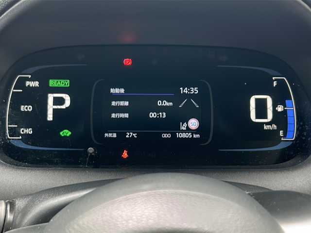 トヨタ アクア X 京都府 2023(令5)年 1.1万km プラチナホワイトパールマイカ 純正ナビ　全周囲カメラ　追従機能付きクルーズコントロール　１００Ｖ電源　衝突軽減装置　ＥＴＣ　前後ドライブレコーダー　Ｂｌｕｅｔｏｏｔｈ接続　ＬＥＤヘッドライト　レーンキープアシスト　スマートキー