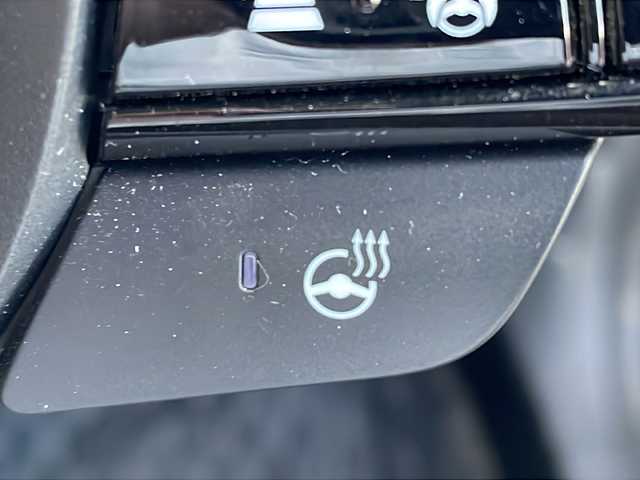 ホンダ ヴェゼル ハイブリッド e:HEV PLaY 茨城県 2021(令3)年 4.2万km サンドカーキパール パノラマルーフ/純正９インチナビ/バックカメラ/ＥＴＣ2.0/シートヒーター/ハーフレザーシート/スマートキー/プッシュスタート/ホンダセンシング/衝突被害軽減ブレーキ/レーンキープアシスト/クルーズコントロール/ブラインドスポットモニター/オートライト/オートマチックハイビーム/ステアリングヒーター/ワイアレス充電