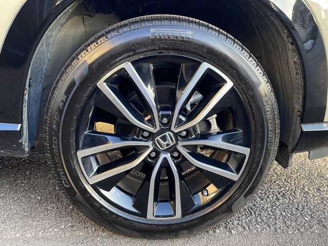 ホンダ ヴェゼル ハイブリッド e:HEV PLaY 茨城県 2021(令3)年 4.2万km サンドカーキパール パノラマルーフ/純正９インチナビ/バックカメラ/ＥＴＣ2.0/シートヒーター/ハーフレザーシート/スマートキー/プッシュスタート/ホンダセンシング/衝突被害軽減ブレーキ/レーンキープアシスト/クルーズコントロール/ブラインドスポットモニター/オートライト/オートマチックハイビーム/ステアリングヒーター/ワイアレス充電