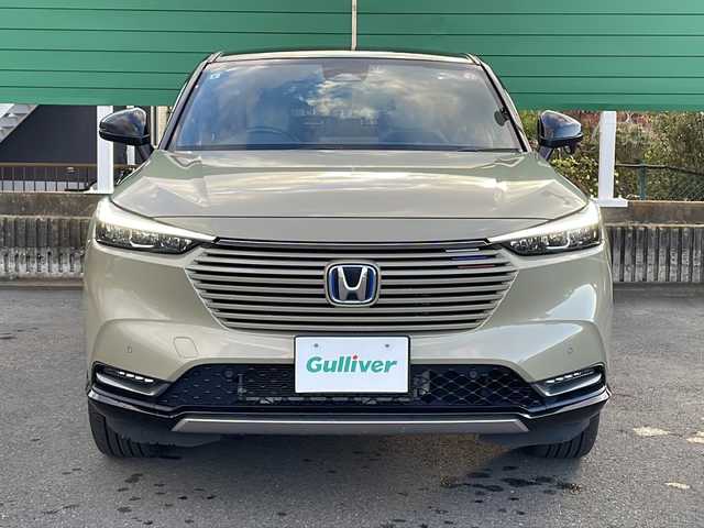 ホンダ ヴェゼル ハイブリッド e:HEV PLaY 茨城県 2021(令3)年 4.2万km サンドカーキパール パノラマルーフ/純正９インチナビ/バックカメラ/ＥＴＣ2.0/シートヒーター/ハーフレザーシート/スマートキー/プッシュスタート/ホンダセンシング/衝突被害軽減ブレーキ/レーンキープアシスト/クルーズコントロール/ブラインドスポットモニター/オートライト/オートマチックハイビーム/ステアリングヒーター/ワイアレス充電