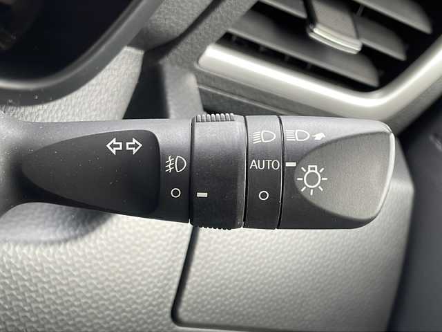 トヨタ ルーミー カスタムG 山口県 2024(令6)年 3.6万km パープル 純正メモリナビ/・Bluetooth/・フルセグテレビ/・DVD再生/バックカメラ/ETC/ドライブレコーダー/電動パーキングブレーキ/サイドブレーキホールド機能/シートヒーター/両側オートスライドドア/スマートアシスト/・衝突回避支援ブレーキ/・衝突警報機能/・先行車発進お知らせ機能/・標識認識機能/・車線逸脱警報機能/・路側逸脱警報/・ふらつき警報/・全車速追従機能付ACC/・サイドビューランプ/・オートハイビーム/・アダプティブドライングビーム/・クリアランスソナー/プッシュスタート/スマートキー