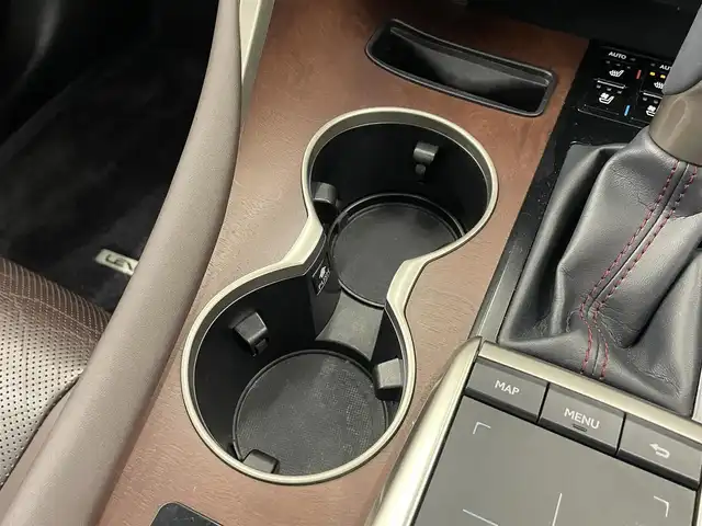 レクサス ＲＸ 300 バージョンL 岡山県 2019(令1)年 3万km バーニングブラッククリスタルシャインガラスフレーク ワンオーナー/純正ナビ/フルセグTV/ブラウンレザーシート/Bluetooth/パノラマサンルーフ/前後ドラレコ/シートヒーター（全席）/ベンチレーション