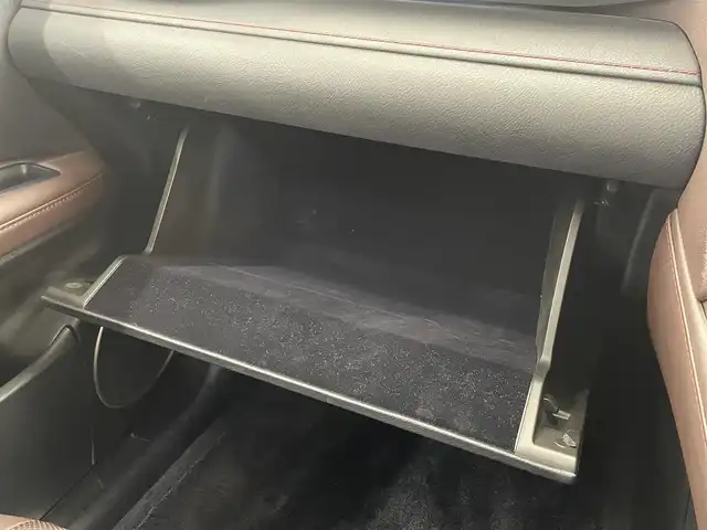 レクサス ＲＸ 300 バージョンL 岡山県 2019(令1)年 3万km バーニングブラッククリスタルシャインガラスフレーク ワンオーナー/純正ナビ/フルセグTV/ブラウンレザーシート/Bluetooth/パノラマサンルーフ/前後ドラレコ/シートヒーター（全席）/ベンチレーション