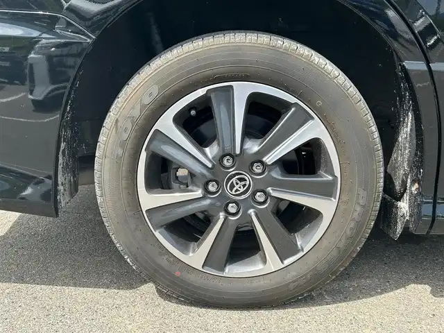 トヨタ ヴォクシー ZS 煌Ⅲ 大阪府 2021(令3)年 3.6万km ブラック 純正９インチナビ/   フルセグTV/CD/DVD/Bluetooth/USB/バックモニター/衝突軽減ブレーキ/横滑り防止装置/コーナーセンサー/両側パワースライドドア/クルーズコントロール/レーンキープアシスト/アイドリングストップ/オートマチックハイビーム/純正16インチアルミホイール/ハーフレザーシート/純正フロアマット/プッシュスタート/スマートキー/ＥＴＣ/ＬＥＤ