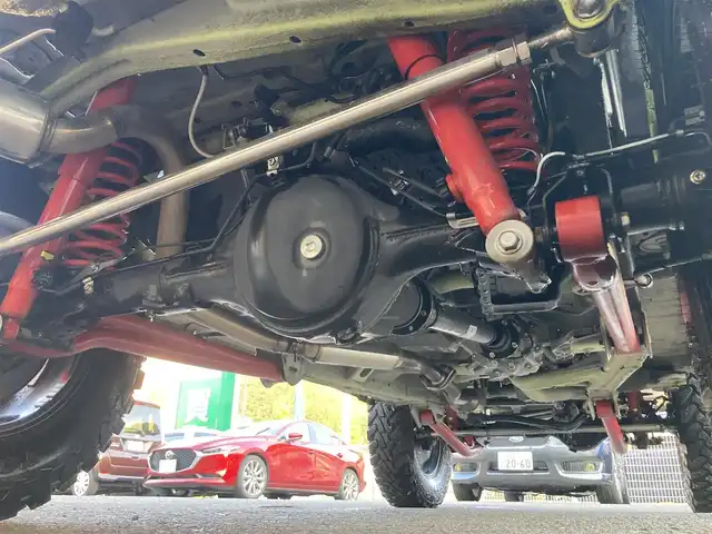 スズキ ジムニー XC 長崎県 2019(令1)年 6.8万km キネティックイエロー/ブラックトップ2トーン 衝突被害軽減ブレーキ/ディーラーOP/SDナビ【KXM-E503W】/Bluetooth接続/フルセグTV/DVD再生/クルーズコントロール/LEDオートヘッドライト/シートヒーター/ダウンヒルアシスト/リフトアップ：3インチ/社外マフラー【High-Bridge-First】/スロットルコントローラー【3-drive PRO】/社外16インチAW/ブロックタイヤ