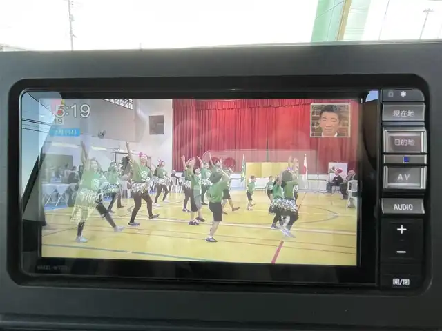 ダイハツ タント X 群馬県 2021(令3)年 1.9万km ブライトシルバーメタリック 純正SDナビ（Bluetooth、CD、USB、DVD、SD）/フルセグTV/片側パワースライドドア/プリクラッシュ/ABS/横滑り防止装置/前後コーナーセンサー/バックカメラ/レーンキープアシスト/W＋サイドエアバッグ/純正前方ドライブレコーダー/アイドリングストップ/運転席、助手席シートヒーター/社外ETC/プッシュスタート/スマートキー/純正フロアマット/保証書/取扱説明書