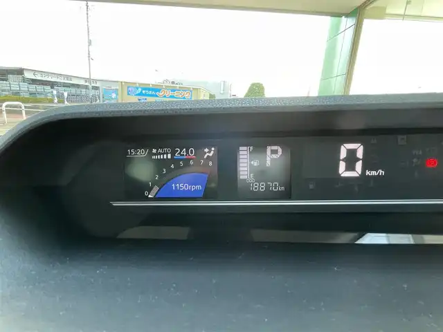 ダイハツ タント X 群馬県 2021(令3)年 1.9万km ブライトシルバーメタリック 純正SDナビ（Bluetooth、CD、USB、DVD、SD）/フルセグTV/片側パワースライドドア/プリクラッシュ/ABS/横滑り防止装置/前後コーナーセンサー/バックカメラ/レーンキープアシスト/W＋サイドエアバッグ/純正前方ドライブレコーダー/アイドリングストップ/運転席、助手席シートヒーター/社外ETC/プッシュスタート/スマートキー/純正フロアマット/保証書/取扱説明書