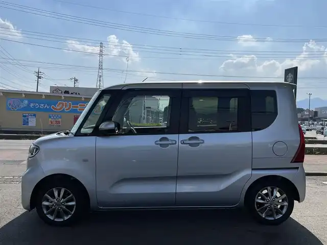 ダイハツ タント X 群馬県 2021(令3)年 1.9万km ブライトシルバーメタリック 純正SDナビ（Bluetooth、CD、USB、DVD、SD）/フルセグTV/片側パワースライドドア/プリクラッシュ/ABS/横滑り防止装置/前後コーナーセンサー/バックカメラ/レーンキープアシスト/W＋サイドエアバッグ/純正前方ドライブレコーダー/アイドリングストップ/運転席、助手席シートヒーター/社外ETC/プッシュスタート/スマートキー/純正フロアマット/保証書/取扱説明書