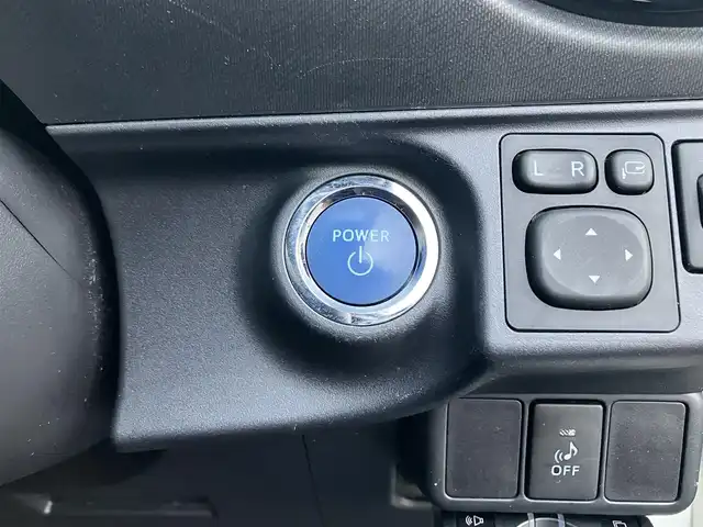 トヨタ アクア S 埼玉県 2015(平27)年 4.6万km ライムホワイトパールクリスタルシャイン 登録時45721km/ワンオーナー/純正メモリーナビ【NSCN-W59C】/　・ワンセグテレビ/　・バックカメラ/　・AUX端子/　・CD再生/アイドリングストップ/プッシュスタート/スマートキー×2/ドアバイザー/ETC/新車時保証書/トヨタ整備記録簿（H28.H29.H30.R1.R2.R3.R4.R5.R6.R7）