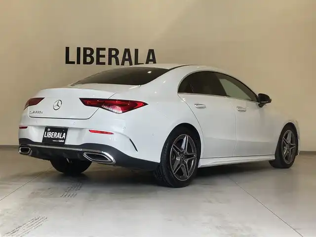 メルセデス・ベンツ Ｍ・ベンツ ＣＬＡ２００ｄ AMGライン 熊本県 2023(令5)年 1.2万km デジタルホワイト ・ワンオーナー/・スマートキー/・プッシュスタート/・アクティブステアリングアシスト/・道路標識アシスト/・アクティブレーンキーピングアシスト/・アクティブブレーキアシスト/・アテンションアシスト/・インテリジェントライトシステム/・クルーズコントロール(追従式)/・ハーフレザーシート/・前席パワーシート/・前席シートヒーター /・純正メモリナビ/　【Bluetooth・USB・AppleCarPlay・AndroidAuto】/・フルセグTV/・バックカメラ/・ETC2.0/・ドライブレコーダー(全方位録画)/・LEDヘッドランプ/・純正マット/・保証書/取説