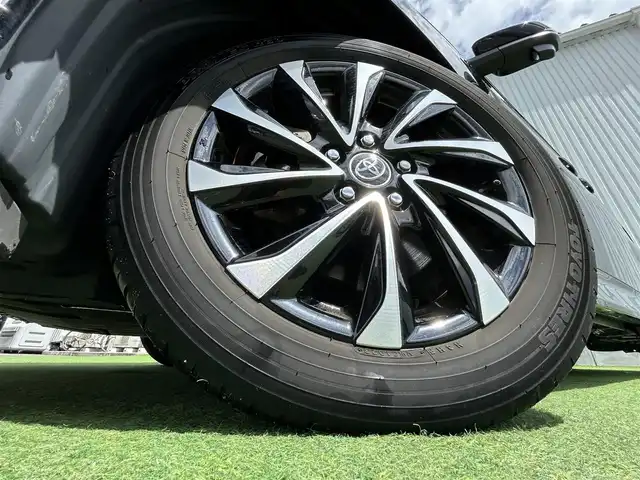トヨタ ノア S－Z 大分県 2023(令5)年 2.3万km アティチュードブラックマイカ 純正ナビ/後席モニター/ユニバーサルステップ/バックカメラ/両側パワースライドドア/ＥＴＣ2.0/衝突軽減システム/レーンキープアシスト/クルーズコントロール/オートマチックハイビーム/シートヒーター/LEDヘッドライト/フォグランプ/革巻きステアリング/ステアリングスイッチ/純正フロアマット/ドアバイザー/スマートキー/プッシュスタート