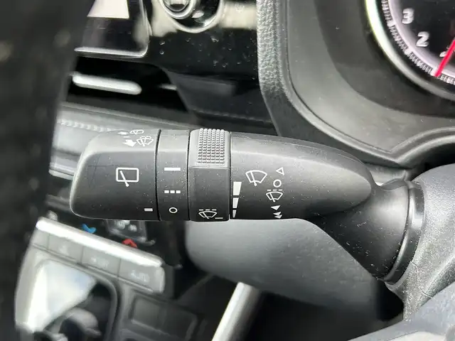 トヨタ ノア S－Z 大分県 2023(令5)年 2.3万km アティチュードブラックマイカ 純正ナビ/後席モニター/ユニバーサルステップ/バックカメラ/両側パワースライドドア/ＥＴＣ2.0/衝突軽減システム/レーンキープアシスト/クルーズコントロール/オートマチックハイビーム/シートヒーター/LEDヘッドライト/フォグランプ/革巻きステアリング/ステアリングスイッチ/純正フロアマット/ドアバイザー/スマートキー/プッシュスタート