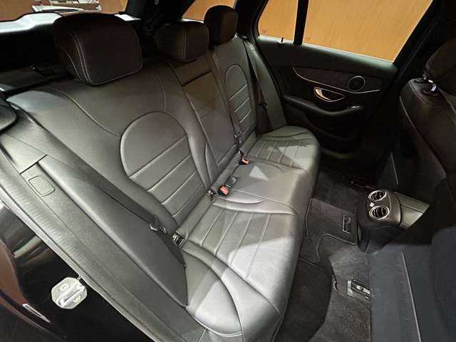 メルセデス・ベンツ Ｃ２２０ｄ ステーションワゴン アバンギャルドAMGライン 千葉県 2018(平30)年 3.7万km オブシディアンブラック ＡＣＣ　/黒革シート　/ナビ　/ＴＶ　/ＣａｒＰｌａｙ　/Ｂｌｕｅｔｏｏｔｈ接続　/Ｂカメラ　/シートヒーター　/電動リアゲート　/アクティブパーキング　/ＬＥＤライト　/衝突軽減Ｂ　/ＢＳＭ　/ＬＫＡ　/ＥＴＣ　/純正ドラレコ