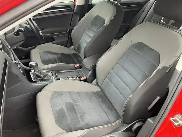 フォルクスワーゲン ゴルフ TSI ハイライン BMテクノ 広島県 2015(平27)年 9.2万km 赤 プリクラッシュブレーキシステム/レーンキープアシストシステム/アダブティブクルーズコントロール/純正ナビ/キセノンオートライト/バックカメラ/フルセグTV/パドルシフト/スマートエントリースタートシステム/ビルトインETC/新車保証書/取扱説明書