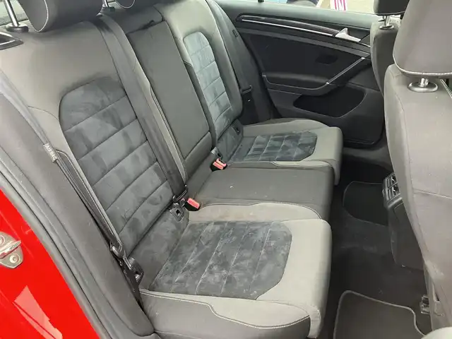 フォルクスワーゲン ゴルフ TSI ハイライン BMテクノ 広島県 2015(平27)年 9.2万km 赤 プリクラッシュブレーキシステム/レーンキープアシストシステム/アダブティブクルーズコントロール/純正ナビ/キセノンオートライト/バックカメラ/フルセグTV/パドルシフト/スマートエントリースタートシステム/ビルトインETC/新車保証書/取扱説明書