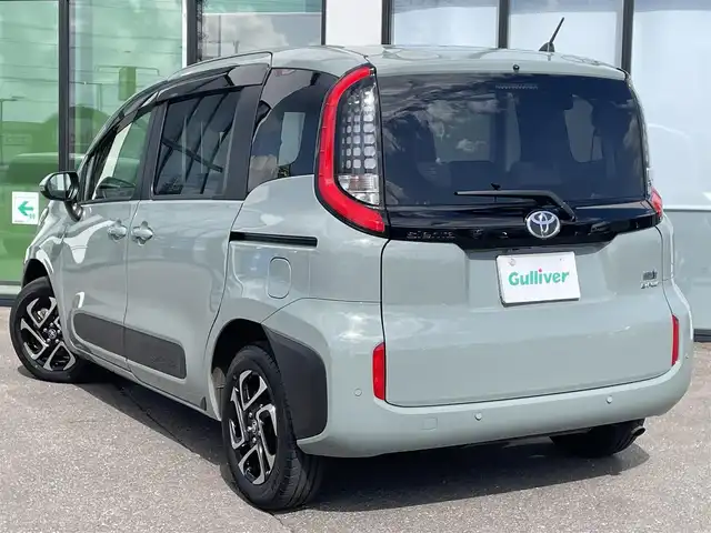 トヨタ シエンタ ハイブリッド Z 道南・函館 2023(令5)年 1.8万km アーバンカーキ /純正ナビ//フルセグＴＶ//寒冷地仕様//バックカメラ//クルーズコントロール//レーンキープアシスト//両側パワースライドドア//コーナーセンサー//オートハイビーム//１００Ｖコンセント電源//ＥＴＣ//スマートキー