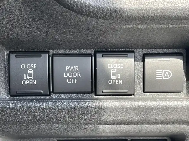 トヨタ シエンタ ハイブリッド Z 道南・函館 2023(令5)年 1.8万km アーバンカーキ /純正ナビ//フルセグＴＶ//寒冷地仕様//バックカメラ//クルーズコントロール//レーンキープアシスト//両側パワースライドドア//コーナーセンサー//オートハイビーム//１００Ｖコンセント電源//ＥＴＣ//スマートキー