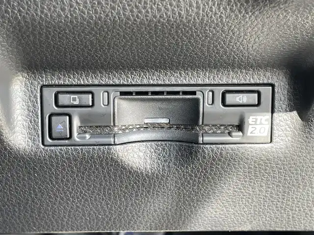 トヨタ シエンタ ハイブリッド Z 道南・函館 2023(令5)年 1.8万km アーバンカーキ /純正ナビ//フルセグＴＶ//寒冷地仕様//バックカメラ//クルーズコントロール//レーンキープアシスト//両側パワースライドドア//コーナーセンサー//オートハイビーム//１００Ｖコンセント電源//ＥＴＣ//スマートキー