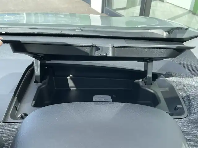 トヨタ シエンタ ハイブリッド Z 道南・函館 2023(令5)年 1.8万km アーバンカーキ /純正ナビ//フルセグＴＶ//寒冷地仕様//バックカメラ//クルーズコントロール//レーンキープアシスト//両側パワースライドドア//コーナーセンサー//オートハイビーム//１００Ｖコンセント電源//ＥＴＣ//スマートキー