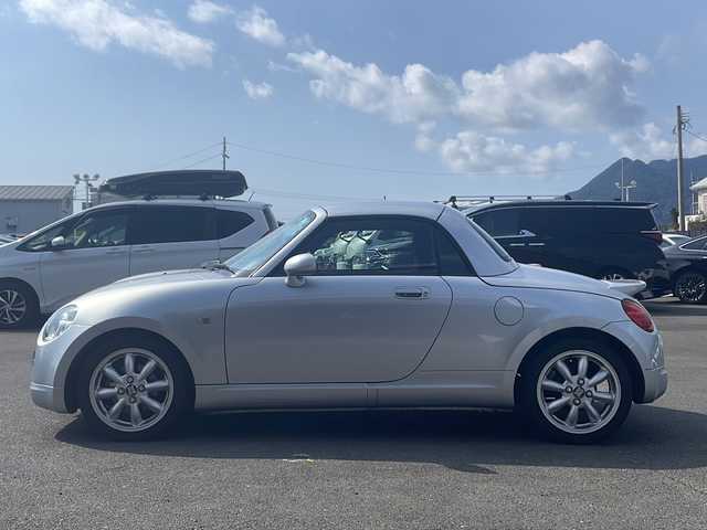 ダイハツ コペン アクティブトップ 鹿児島県 2005(平17)年 6.7万km ブライトシルバーメタリック 禁煙車/社外ナビ（AVIC-MRZ09）/Bluetooth/フルセグTV/バックカメラ/ドライブレコーダー/レーダー探知機（GWR93sd）/ETC/ハロゲンヘッドランプ/MINILITE　１５インチAW/フォグランプ/パワーウィンドウ/ACエアコン/電動オープンカー/キーレス付き