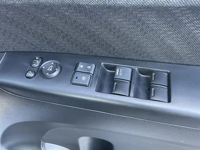 ホンダ Ｎ ＢＯＸ カスタム G Lパッケージ 長崎県 2012(平24)年 8.9万km ポリッシュドメタルメタリック (株)IDOMが運営する【じしゃロン長崎店】の自社ローン専用車両になりますこちらは現金またはオートローンご利用時の価格です。自社ローンご希望の方は別途その旨お申付け下さい/・純正ナビ（VXM-128VS）/・ワンセグTV/・バックカメラ/・片側パワースライドドア/・アイドリングストップ/・左右独立式リアセンターアームレスト/・プッシュスタート/・スマートキー/・スペアキー/・フロアマット/・ドアバイザー