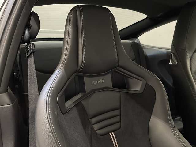 ポルシェ ９１１ カレラ4 新潟県 2009(平21)年 3.7万km カレラホワイト スポーツクロノパッケージ/イエローキャリパー/GT3RS仕様バンパー等/RECAROシート(ブラックレザー/アルカンターラ(D席)/黒革シート/シートヒーター/社外メモリナビ/(CD/DVD/Bluetooth/フルセグTV)/バックカメラ/ETC/ドライブレコーダー/パドルシフト/リモコンキー/保証書/取扱説明書