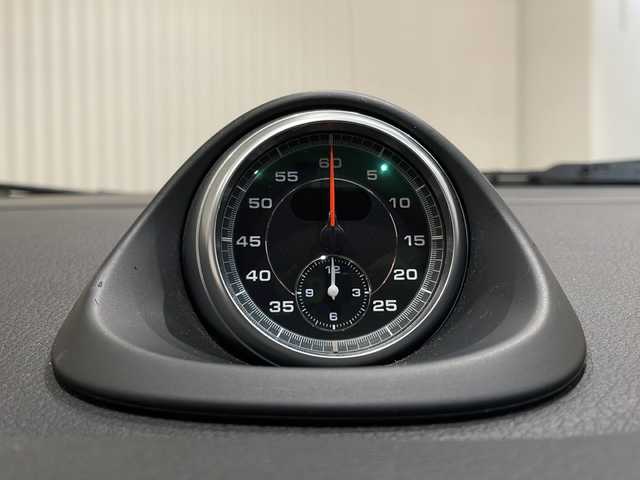 ポルシェ ９１１ カレラ4 新潟県 2009(平21)年 3.7万km カレラホワイト スポーツクロノパッケージ/イエローキャリパー/GT3RS仕様バンパー等/RECAROシート(ブラックレザー/アルカンターラ(D席)/黒革シート/シートヒーター/社外メモリナビ/(CD/DVD/Bluetooth/フルセグTV)/バックカメラ/ETC/ドライブレコーダー/パドルシフト/リモコンキー/保証書/取扱説明書