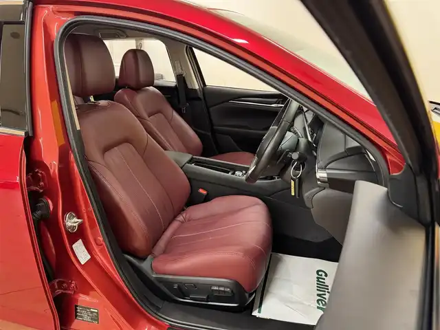 マツダ マツダ６ワゴン 20S ブラックトーンED 群馬県 2021(令3)年 2.2万km ソウルレッドクリスタルM スマートブレーキサポート/・レーダークルーズコントロール/・ブラインドスポットモニター/・レーンキープアシストシステム/・ドライバーアテンションアラート/・パーキングセンサー/・交通標識認識システム/BOSEサウンド/純正メーカーナビ/・フルセグTV/・BT/DVD/CD/SD/USB/・FM/AM/360°ビューモニター/ドライブレコーダー/ETC/レッドレザーシート/運転席パワーシート/前席シートヒーター/シートメモリー/革巻きステアリング/ステアリングスイッチ/パドルシフト/ステアリングヒーター/電子パーキング/ブレーキーオートホールド/LEDヘッドライト/オートライト/オートマチックハイビーム/純正19インチAw/純正フロアマット/ドアバイザー/ルーフレール/スマートキー/プッシュスタート/電動格納ウィンカーミラー/横滑り防止機能