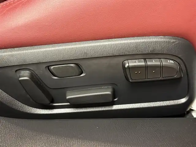 マツダ マツダ６ワゴン 20S ブラックトーンED 群馬県 2021(令3)年 2.2万km ソウルレッドクリスタルM スマートブレーキサポート/・レーダークルーズコントロール/・ブラインドスポットモニター/・レーンキープアシストシステム/・ドライバーアテンションアラート/・パーキングセンサー/・交通標識認識システム/BOSEサウンド/純正メーカーナビ/・フルセグTV/・BT/DVD/CD/SD/USB/・FM/AM/360°ビューモニター/ドライブレコーダー/ETC/レッドレザーシート/運転席パワーシート/前席シートヒーター/シートメモリー/革巻きステアリング/ステアリングスイッチ/パドルシフト/ステアリングヒーター/電子パーキング/ブレーキーオートホールド/LEDヘッドライト/オートライト/オートマチックハイビーム/純正19インチAw/純正フロアマット/ドアバイザー/ルーフレール/スマートキー/プッシュスタート/電動格納ウィンカーミラー/横滑り防止機能