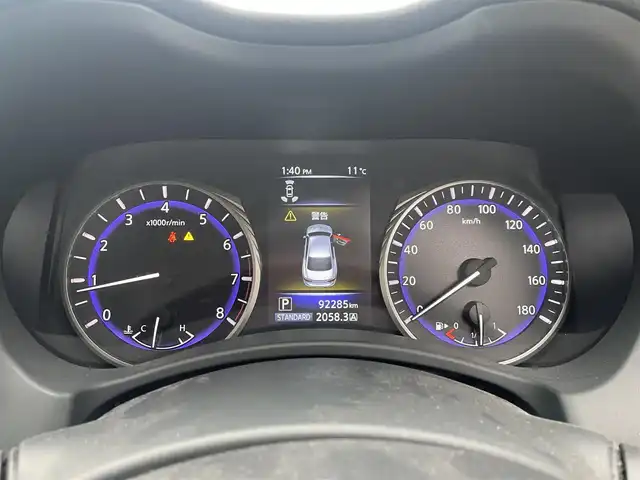 日産 スカイライン 200GT－t タイプP 栃木県 2014(平26)年 9.3万km ダークメタルグレー (株)IDOMが運営する【じしゃロン宇都宮店】の自社ローン専用車両になります。こちらは現金またはオートローンご利用時の価格です。自社ローンご希望の方は別途その旨お申付け下さい/純正ナビ/CD/DVD/TV/BT/HDD/全方位カメラ/ETC/衝突軽減システム/追従クルーズコントロール/オートライト/LEDヘッドライト/LEDフォグランプ/スマートキー/前席パワーシート/前席シートヒーター/BLITZ車高調/純正マット/純正アルミホイール