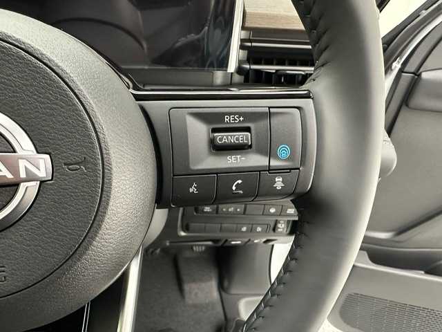 日産 セレナ e－パワー ハイウェイスター V 兵庫県 2025(令7)年 0.1千km プリズムホワイト 純正メモリナビ(Bluetooth/USB/HDMI/フルセグTV）/バックカメラ/アラウンドビューモニター/プロパイロット/前後コーナーセンサー/純正前後ドライブレコーダー/ステアリングスイッチ/両側パワースライドドア/デジタルインナーミラー/フォグランプ/LEDヘッドライト/オートハイビーム/オートライト/置くだけ充電/ブラインドスポットモニター/スマートキー/スペアキー