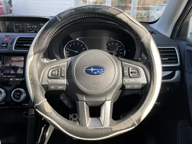 スバル フォレスター S－リミテッド 兵庫県 2016(平28)年 8.7万km クリスタルブラックシリカ 純正ディーラーOPダイアトーンサウンドナビ/フルセグTV/CD/DVD/Bluetoothオーディオ/バックカメラ/ETC/ステアリングリモコン/クルーズコントロール（追従）/パドルシフト/パワーシート/シートヒーター/アイサイト/Xモード/ハーフレザーシート/純正フロアマット/純正アルミホイール/4WD