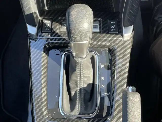 スバル フォレスター S－リミテッド 兵庫県 2016(平28)年 8.7万km クリスタルブラックシリカ 純正ディーラーOPダイアトーンサウンドナビ/フルセグTV/CD/DVD/Bluetoothオーディオ/バックカメラ/ETC/ステアリングリモコン/クルーズコントロール（追従）/パドルシフト/パワーシート/シートヒーター/アイサイト/Xモード/ハーフレザーシート/純正フロアマット/純正アルミホイール/4WD