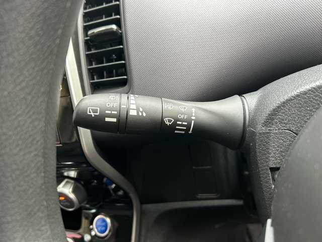 日産 セレナ e－パワー XV 広島県 2020(令2)年 4.3万km ダイヤモンドブラック 禁煙/セーフティパックB/エマージェンシーブレーキ/ハイビームアシスト/車線逸脱警報/標識認識機能/速度標識認識/BSM/プロパロット/インテリジェントルームミラー/コーナーセンサー/純正10インチナビ/・フルセグ/CD/DVD/SD/Bluetooth/純正フリップダウンモニター/アラウンドビューモニター/両側パワースライドドア/ステアリングスイッチ/電動パーキングブレーキ/オートホールド/純正フロアマット/オートライト/スマートキー/プッシュスタート/ETC/W+サイド+カーテンエアバック