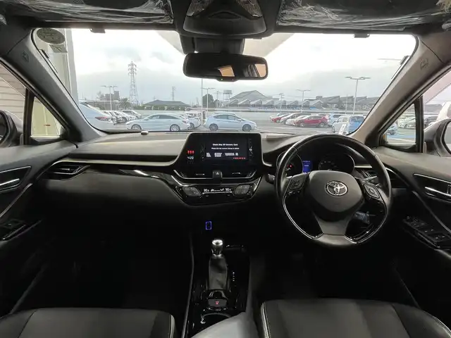 トヨタ Ｃ－ＨＲ G モード ネロ 愛知県 2019(令1)年 7.1万km ホワイトパールクリスタルシャイン ・寒冷地仕様/・ブラインドスポットミニター/・バックカメラ/・ETC装備/・フルセグTV/・シートヒーター/・ステアリングヒート/・オートマチックハイビーム/・コーナーセンサー