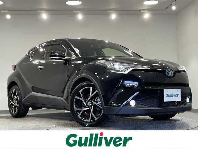 トヨタ Ｃ－ＨＲ G LEDエディション 愛知県 2018(平30)年 5.3万km ブラックマイカ ８型ナビ/（CD/DVD/Bluetooth/フルセグTV/iPod/AUX)　/トヨタセーフティーセンス/衝突被害軽減ブレーキ　/バックカメラ/ブラインドスポットモニター　/レーダークルーズコントロール　/前席シートヒーター　/オートブレーキホールド　/ドライブレコーダー　/ＥＴＣ　/ＬＥＤヘッドライト/オートライト/オートハイビーム/スマートキー