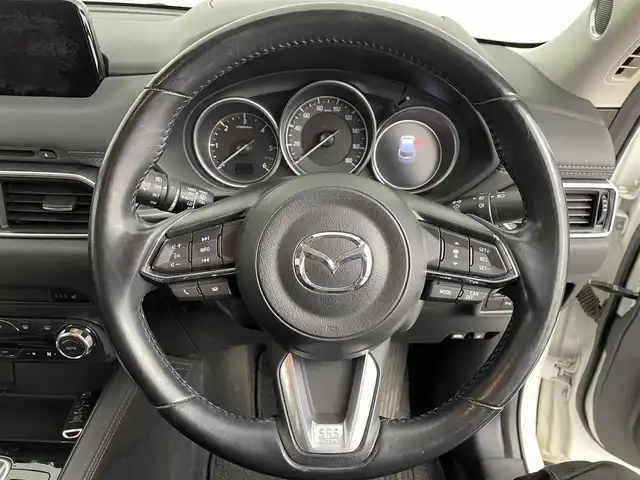 マツダ ＣＸ－５ XD Lパッケージ 道央・札幌 2017(平29)年 6万km スノーフレイクホワイトパールマイカ ・４WD/・寒冷地仕様/・BOSEサウンド/・純正SDナビ/・CD／DVD／ワンセグ／Bluetooth/・バックカメラ/・純正ETC/・レーダークルーズコントロール/・トラクションコントロールシステム/・レーンキープアシスト/・オートマチックハイビーム/・オートホールド/・ブラインドスポットモニター/・ステアリングヒーター/・前席シートヒーター/・レザーシート/・LEDヘッドライト/・社外AW17インチ/・スマートキー/・プッシュスタート/・取扱説明書/・保証書