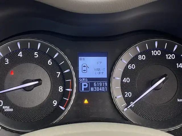 日産 フーガ 250GT Aパッケージ 鹿児島県 2009(平21)年 6.2万km クリスタルホワイトパール 純正ＨＤＤナビゲーション/・バックカメラ/・地デジＴＶ/・ＣＤ/・FM/AMラジオ/クルーズコントロール/パワーシート【運転席】/ビルトインETC/プッシュエンジンスタート/保証書/取扱説明書/スペアキー１本