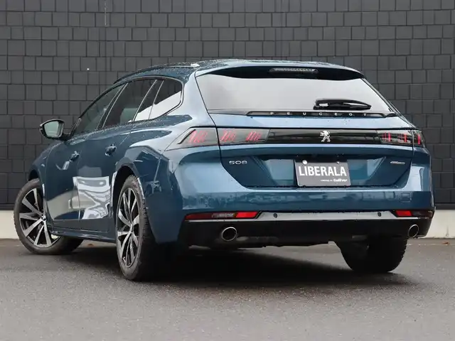 プジョー ５０８ SW GTライン 宮城県 2019(令1)年 6.3万km 紺 純正ナビ【ＢＴ／フルセグＴＶ／ＵＳＢ】/ハーフレザーシート　/ＦＯＣＡＬサウンドシステム　/ワイヤレス充電　/アダプティブクルーズコントロール　/パドルシフト　/パーキングセンサー　/ブラインドスポットモニター　/アンビエントライト　/前席シートヒーター　/前席パワーシート/アクティブセーフティブレーキ/パワーバックドア/インテリジェントハイビーム/純正18インチAW/電動格納ミラー/ルーフレール/レーンキープアシスト/LEDヘッドライト/ETC/禁煙車