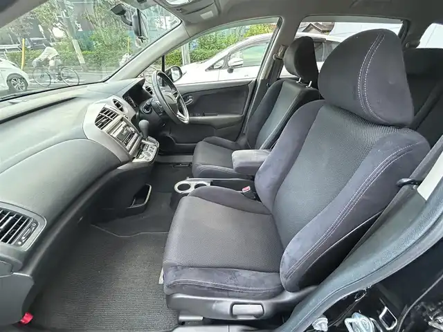ホンダ ストリーム RSZ 東京都 2007(平19)年 8.8万km ナイトホークブラックパール ワンオーナー/カーオーディオ（KW-MZ640）/AM/FM/CD/MD/ETC/純正17インチアルミホイール/純正フロアマット/パワーステアリング/パワーウィンドウ/電動格納ミラー/保証書/取り扱い説明書