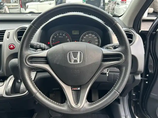 ホンダ ストリーム RSZ 東京都 2007(平19)年 8.8万km ナイトホークブラックパール ワンオーナー/カーオーディオ（KW-MZ640）/AM/FM/CD/MD/ETC/純正17インチアルミホイール/純正フロアマット/パワーステアリング/パワーウィンドウ/電動格納ミラー/保証書/取り扱い説明書
