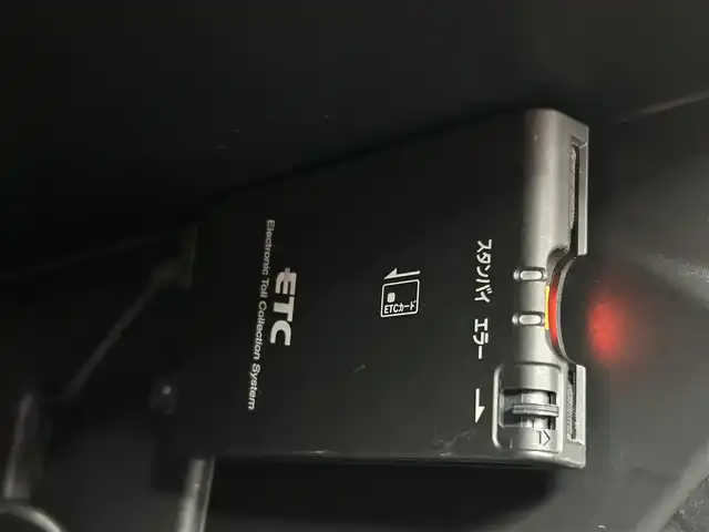 日産 ジューク 15RX Vセレ ドレスアップ 新潟県 2011(平23)年 7万km ラディアントレッド 社外ナビ【フルセグTV/FM・AM/CD/BT】/オートライト/電格ミラー/純正アルミホイール/純正フロアマット/盗難防止/横滑り防止/革巻きステアリング/プッシュスタート/スマートキー