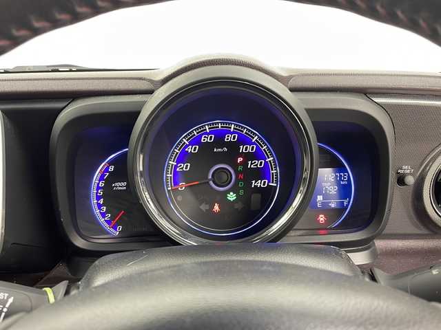 ホンダ Ｎ ＯＮＥ プレミアム ツアラー 新潟県 2015(平27)年 11.3万km プレミアムホワイトパール 　純正ディスプレイオーディオ/　ワンセグテレビ/　バックカメラ/　アイドリングストップ/　ウィンカーミラー/　プッシュスタート/　ETC/　HID/　パドルシフト/　ドライブレコーダー/　前席シートヒーター/　純正15インチ
